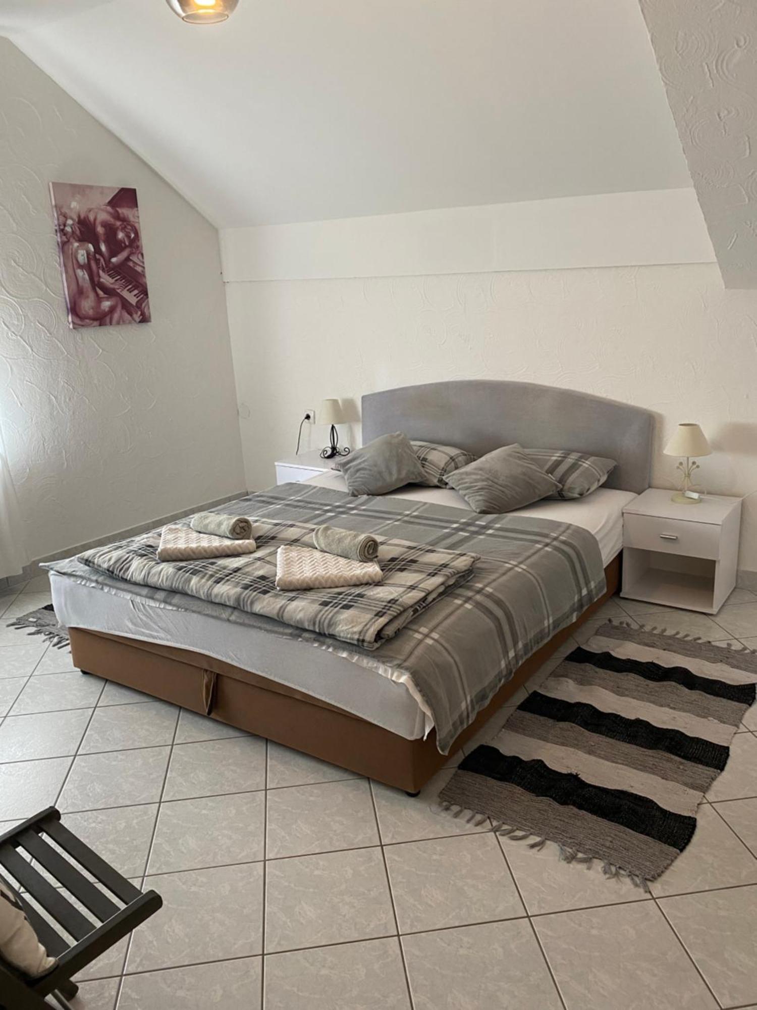 Guesthouse Magdalena ราโควิซา ภายนอก รูปภาพ